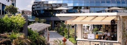 Liu Resorts