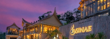 Sinae Phuket Luxury Hotel