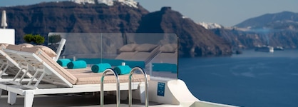Kima Oia Suites