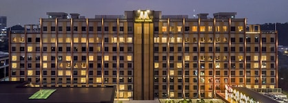M Resort & Hotel