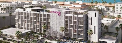 Moxy Miami South Beach