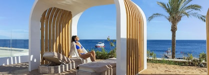 White Hills Resort