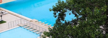 Nahrawess Hotel & Spa Resort