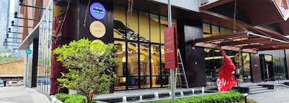 Scarletz Suites Klcc By Mykey