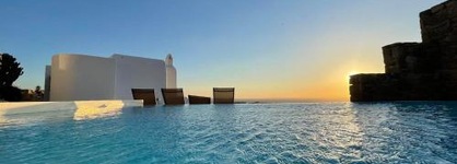White Rock Suites & Villas