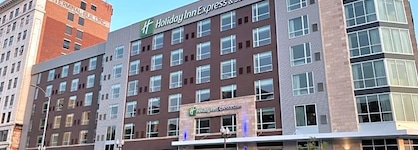 Holiday Inn Express & Suites Lincoln Downtown By Ihg