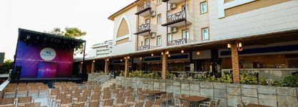 Eos Beach Resort