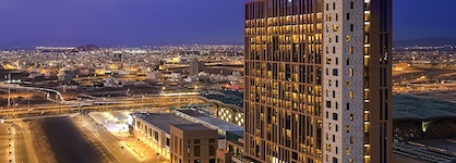 Doubletree By Hilton Madinah Gate