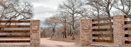 Little Africa Safari Lodge