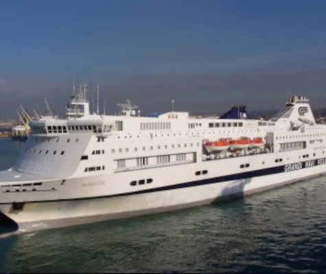 Fotohttps://cdn.logitravel.com/comun/images/ferries/GNV/majestic/majestic_1.jpg