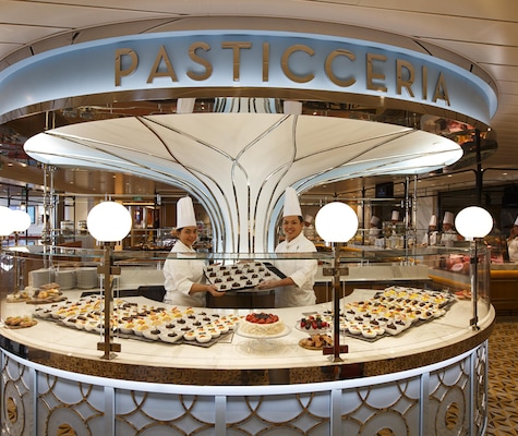 Buffet Sagra dei Sapori à bord du nouveau Costa Smeralda