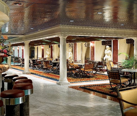 Carnival Fantasy - Promenade