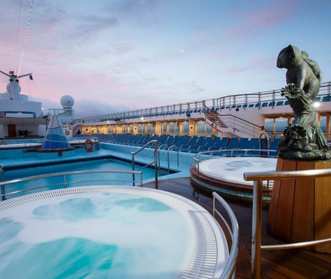 Jacuzzis et Piscine Costa Victoria
