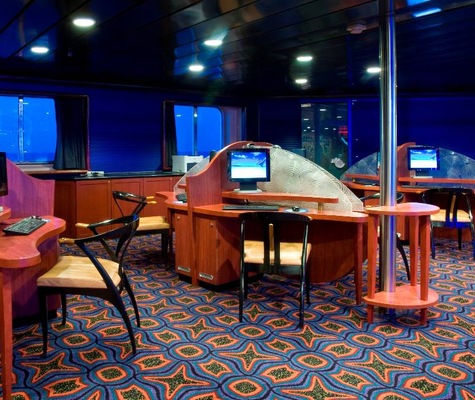 Carnival Fantasy - Internet Café