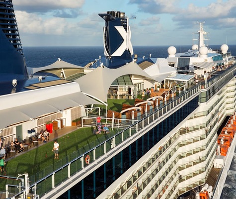 Image Celebrity Reflection 8