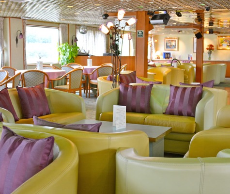 Salon Bar