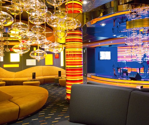Golden Jazz Bar