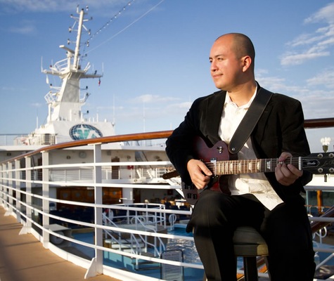 Live Guitare Azamara Quest