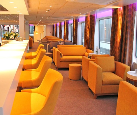 Salon Bar