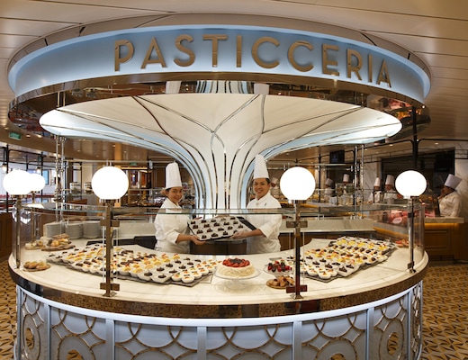 Buffet Sagra dei Sapori à bord du nouveau Costa Smeralda
