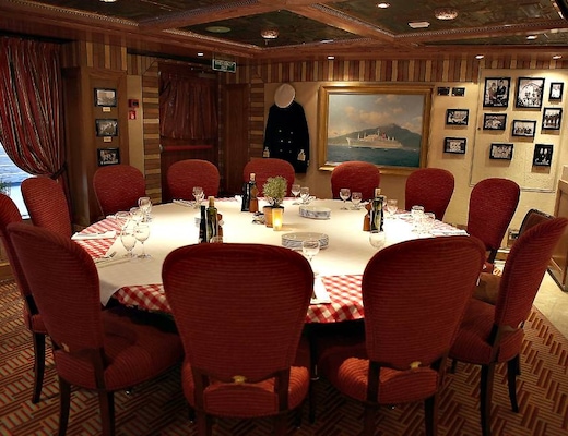 Image Carnival Breeze 39