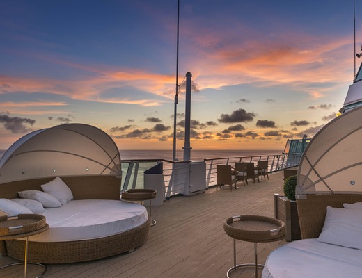 Terrace Pullmantur