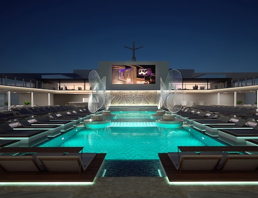 Piscine de nuit MSC Meraviglia