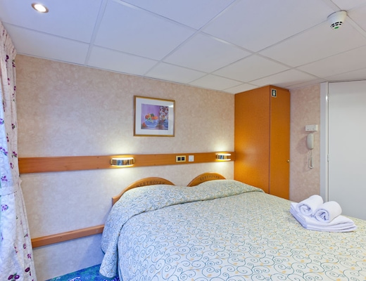 Cabine avec deux lits simples