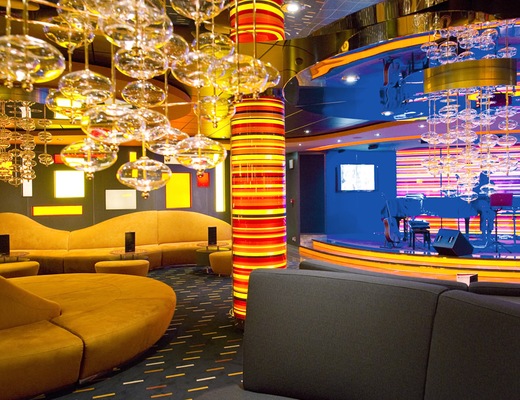 Golden Jazz Bar