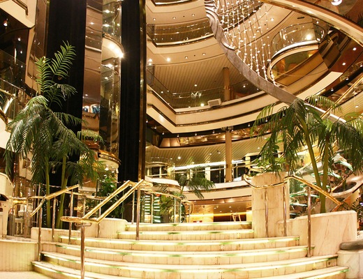 Atrium Pullmantur