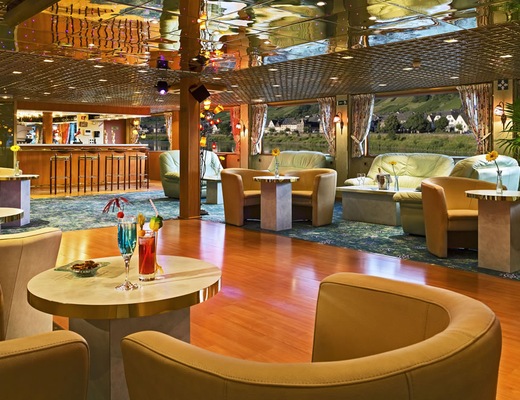 Salon Bar