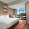 Hilton Garden Inn Xingyi Wanfenglin - map