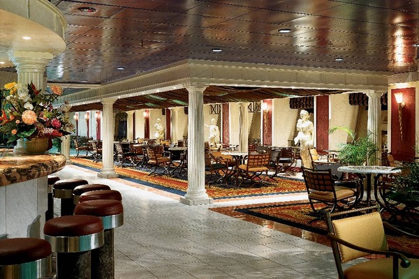 Carnival Fantasy - Promenade