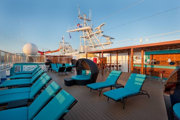 Image Carnival Breeze 33