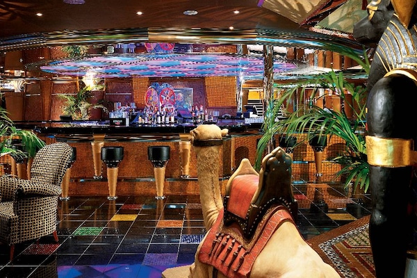 Image Carnival Glory 26