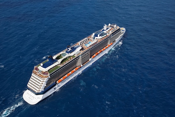 Image Celebrity Reflection 7