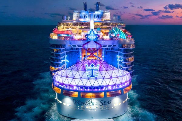 Image Wonder of the Seas 15