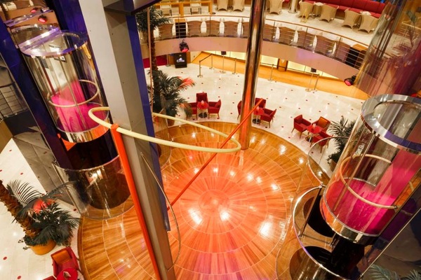 Hall Costa Victoria