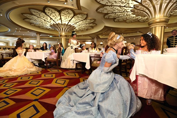 Princesses Disney à bord