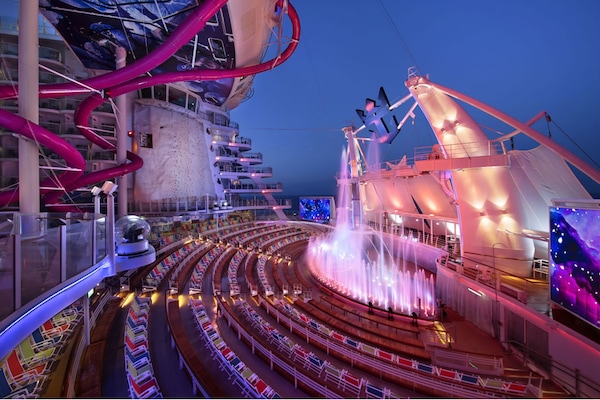 Image Harmony of the Seas 2