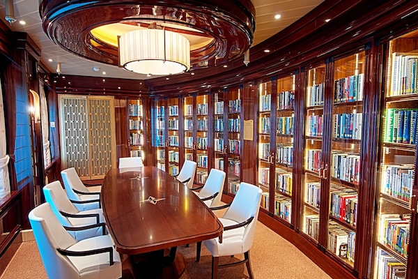 Image Regal Princess 7