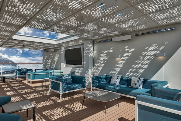 Image Silver Endeavour 6