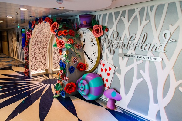 Image Wonder of the Seas 21
