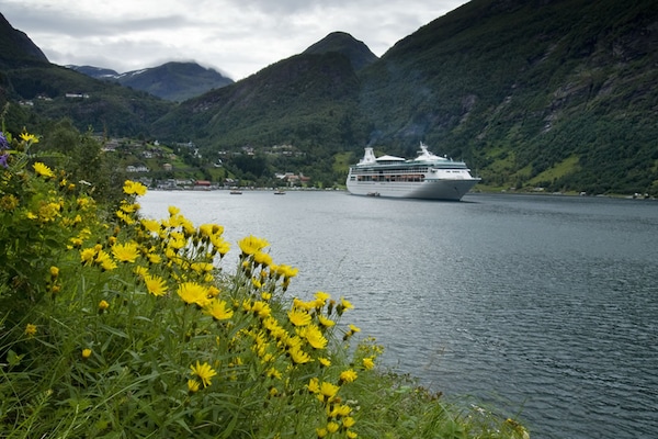 Image Vision of the Seas 16