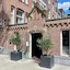 Hotel Van Gogh