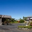 Tanoa Skylodge Hotel