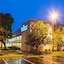 Baymont By Windham Louisville East