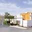 Howard Johnson by Wyndham Newburgh West Point