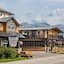Mount Robson Inn