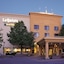 La Quinta Inn & Suites By Wyndham Milwaukee Bayshore Area